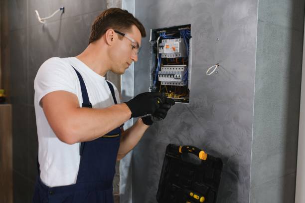 Best Electrical Contractors for Businesses  in Schaumburg, IL